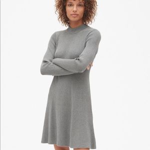 Gap moch kneck sweater dress size m NWT